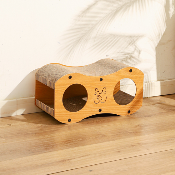 Tunnel Kitten Hug Fish -Extra Large - Oak